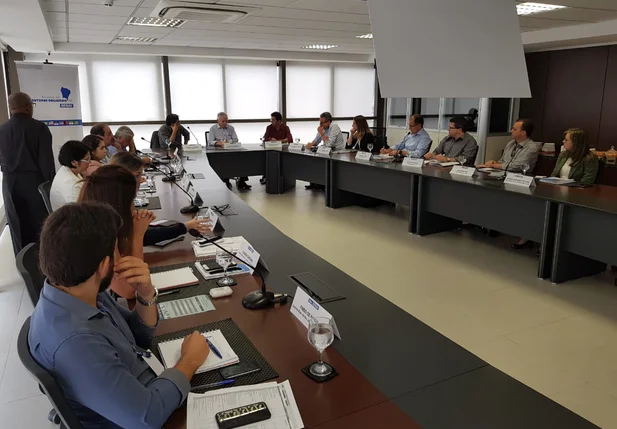 Diretores do Senai Piauí participam de encontro em Recife