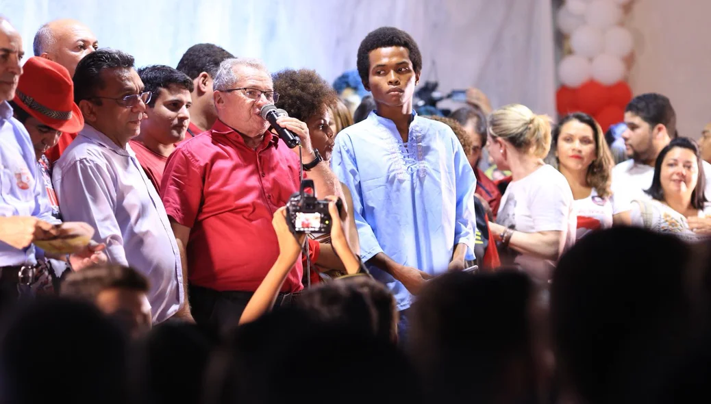 Assis Carvalho discursou no evento