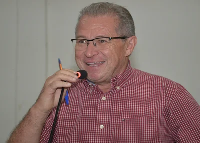 Deputado Assis Carvalho destaca trajetória do MDB