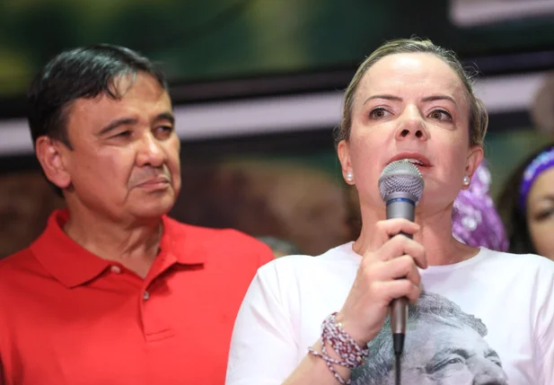 Wellington Dias e a senadora Gleisi Hoffmann
