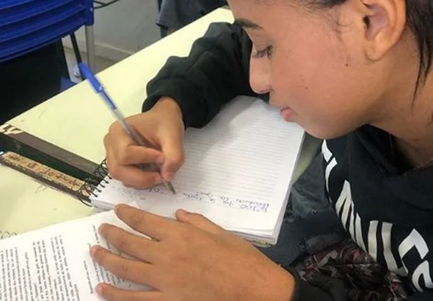 Mc Loma na escola 