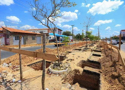 Obras paradas na Duque de Caxias 