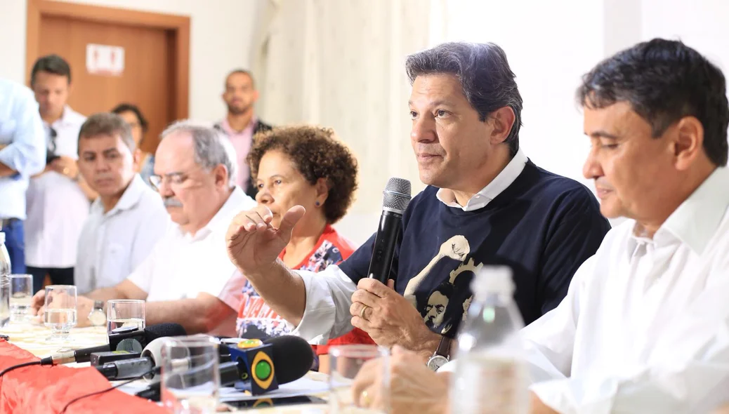 Paulo Martins, Osmar Júnior, Regina Sousa, Fernando Haddad e Wellington Dias 
