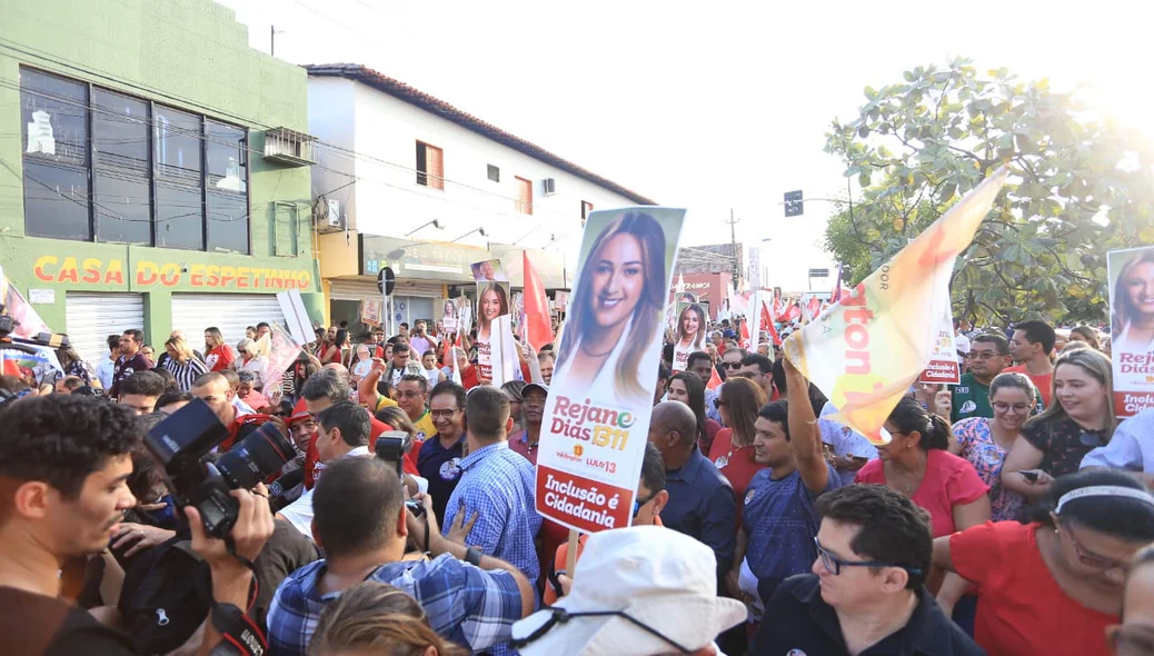 Simpatizantes do PT e outras agremiações
