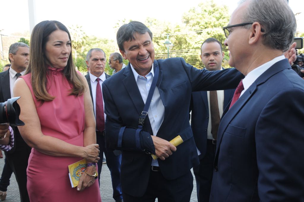 Wellington Dias, Margarete Coelho e Firmino Filho na missa em comemoração ao aniversário de Teresina