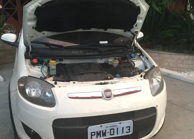 Carro utilizado pelo grupo