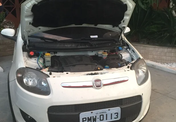Carro utilizado pelo grupo