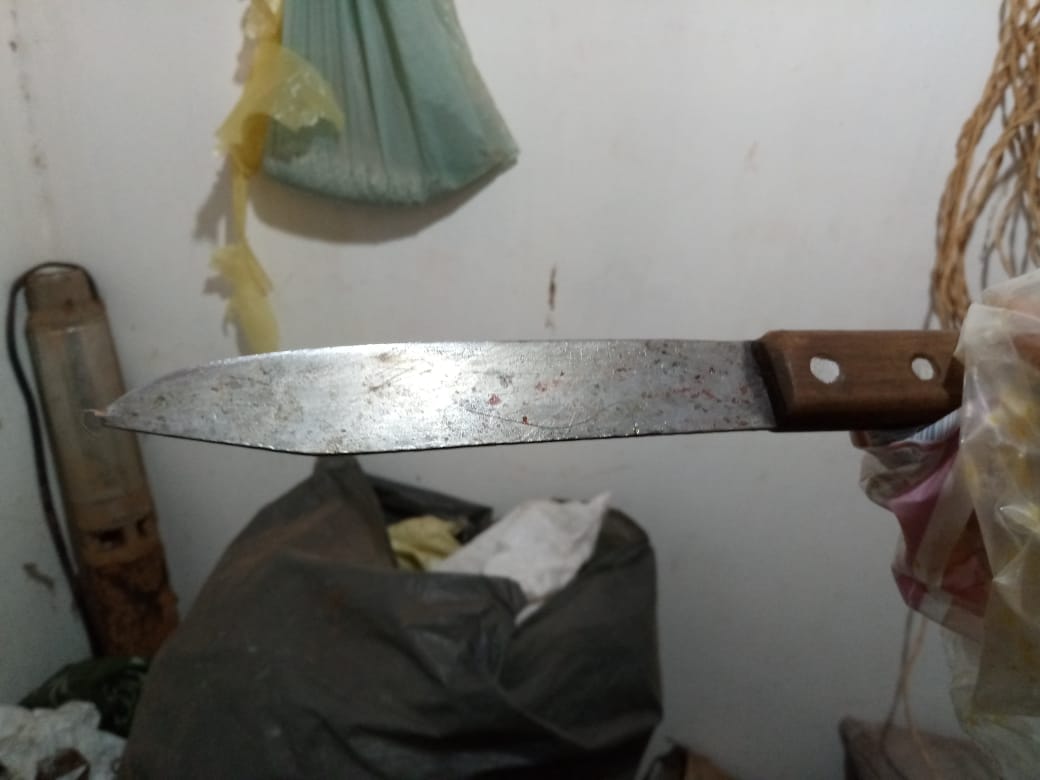 Faca utilizada no crime