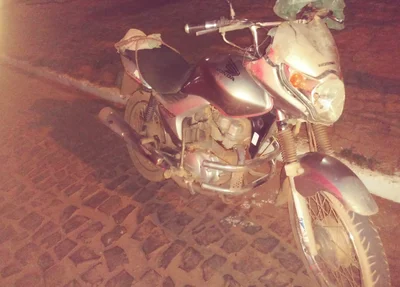 Motocicleta utilizada para empreender fuga