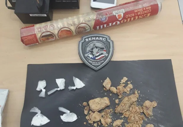Material apreendido com adolescente de 17 anos