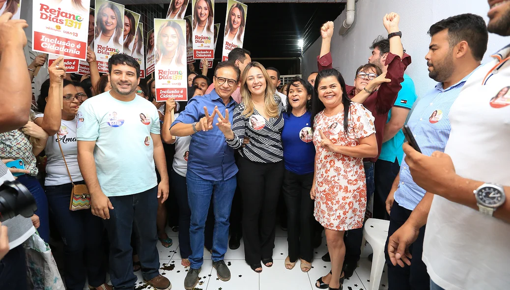 Rejane Dias na inauguração do seu comitê em Teresina 