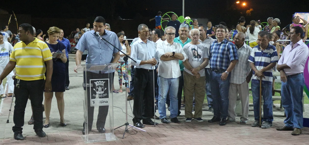 Inauguração da praça Camilla Pereira Abreu