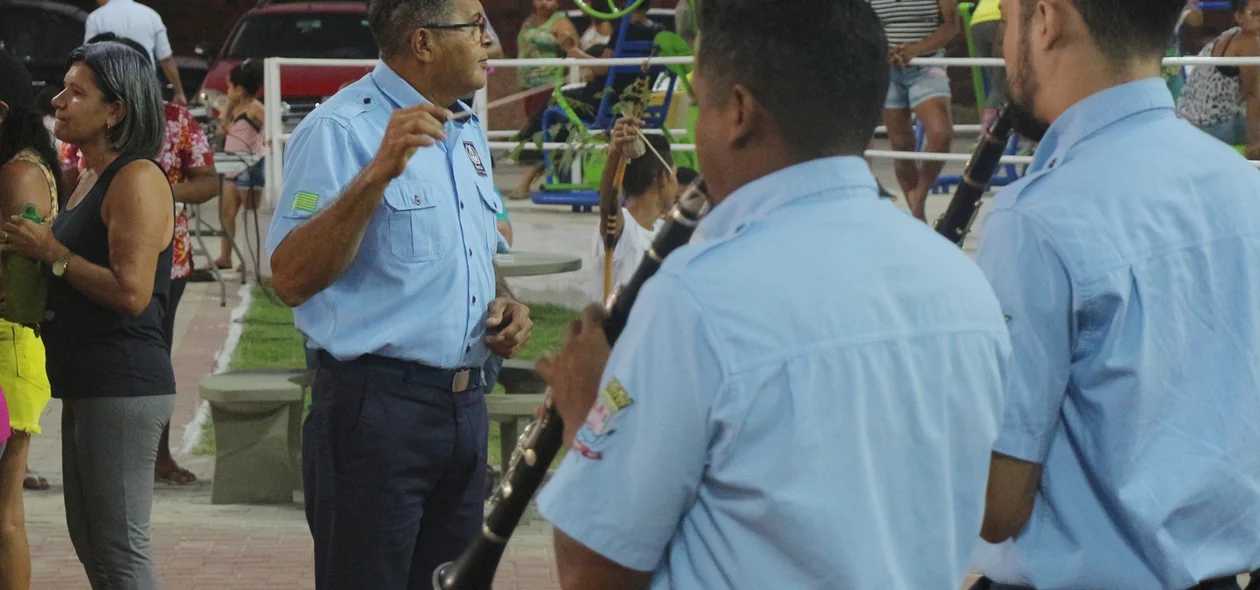 Música na inauguração da praça