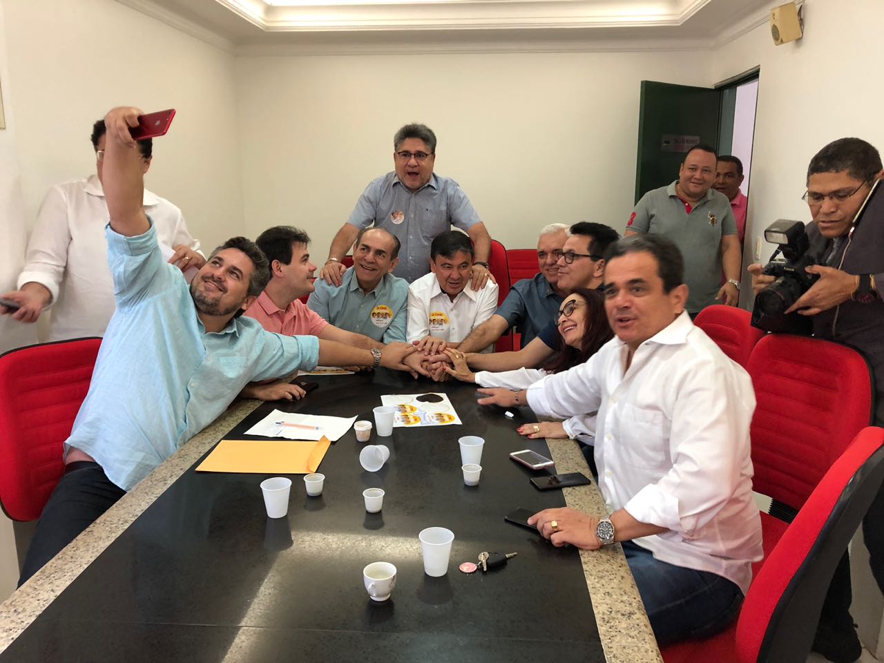 Momento de descontração durante a reunião 