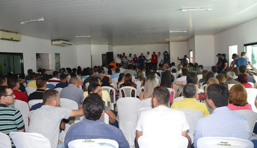 Encontro de apoio a Paes Landim reúne várias lideranças