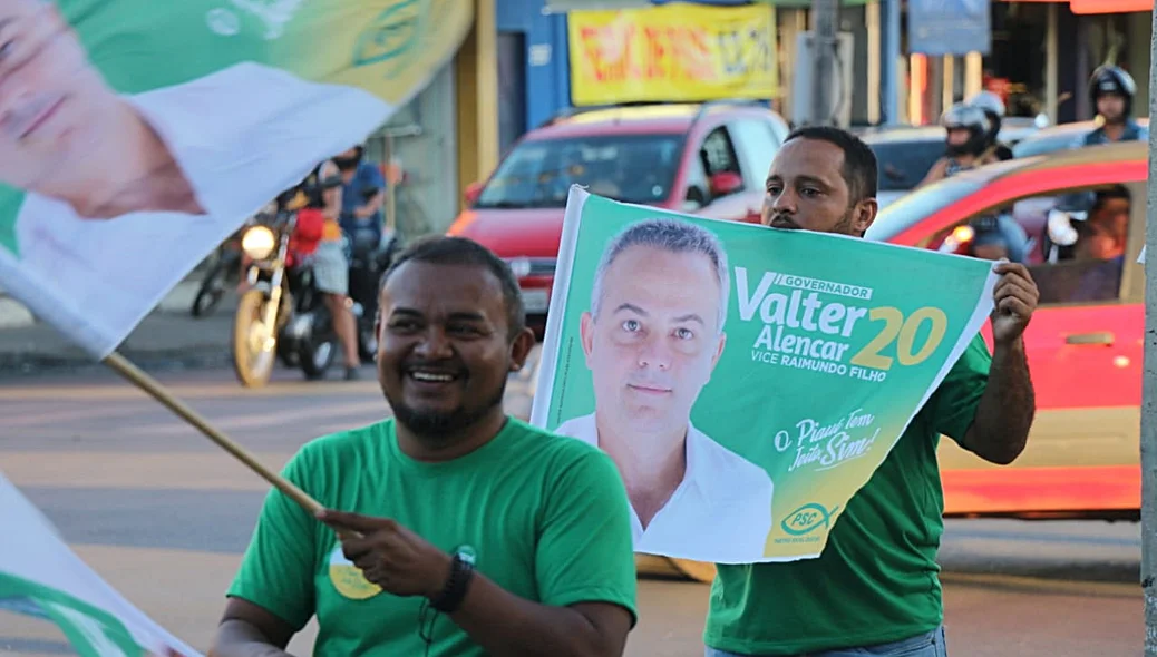 Apoiadores do candidato Valter Alencar