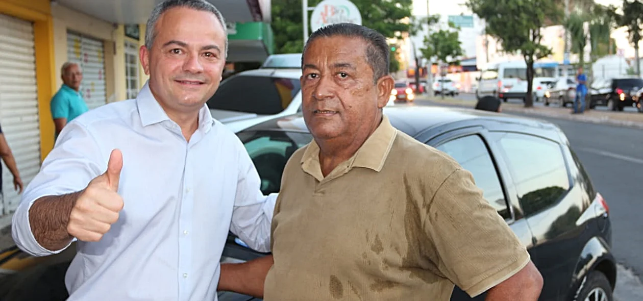 O candidato Valter Alencar realizou caminhada no bairro Dirceu