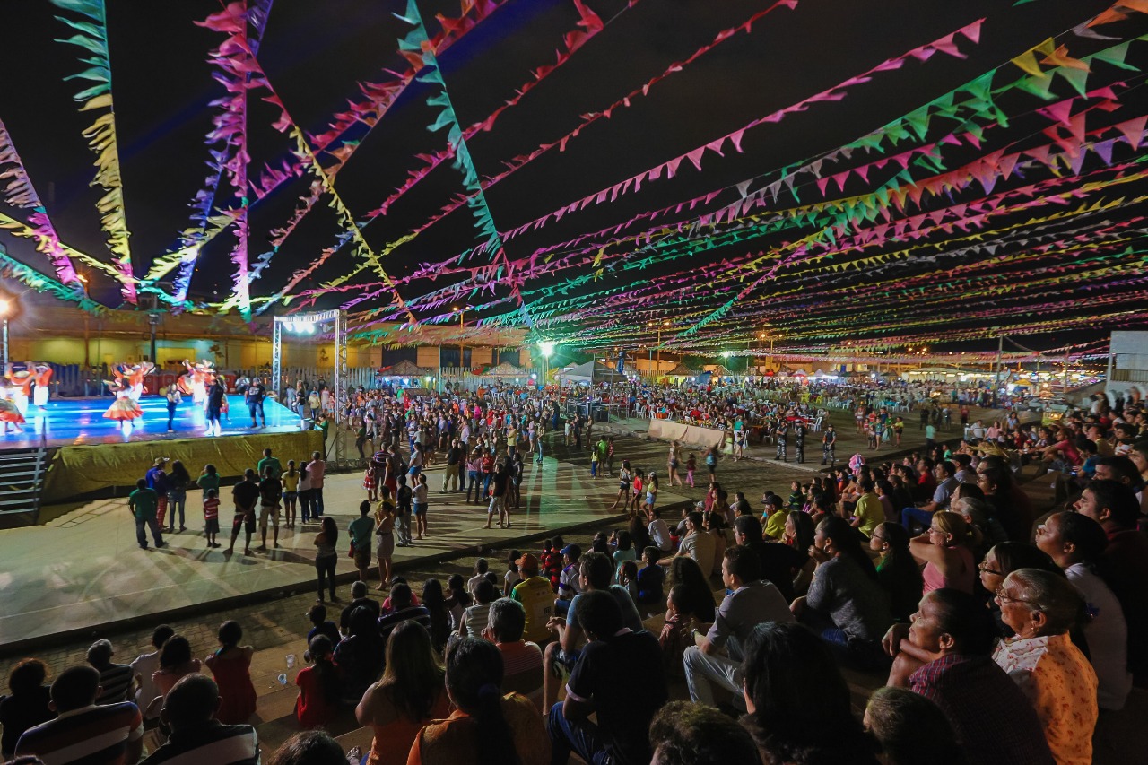 Festival de Folguedos