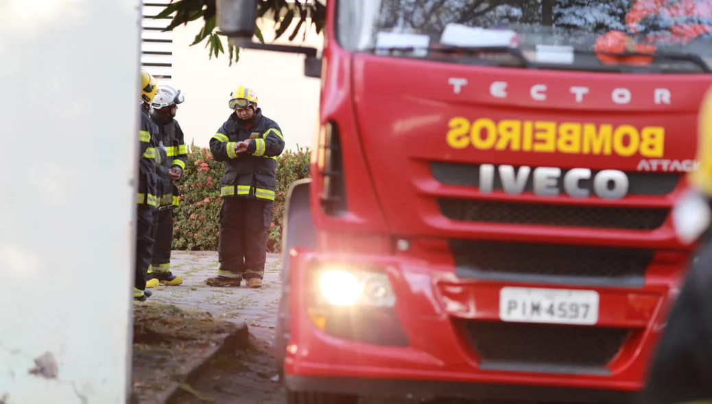 Corpo de Bombeiros esteve no local