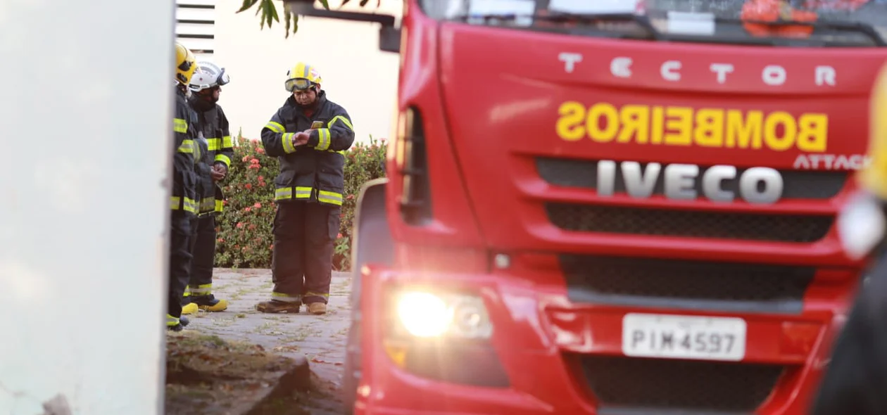 Corpo de Bombeiros esteve no local