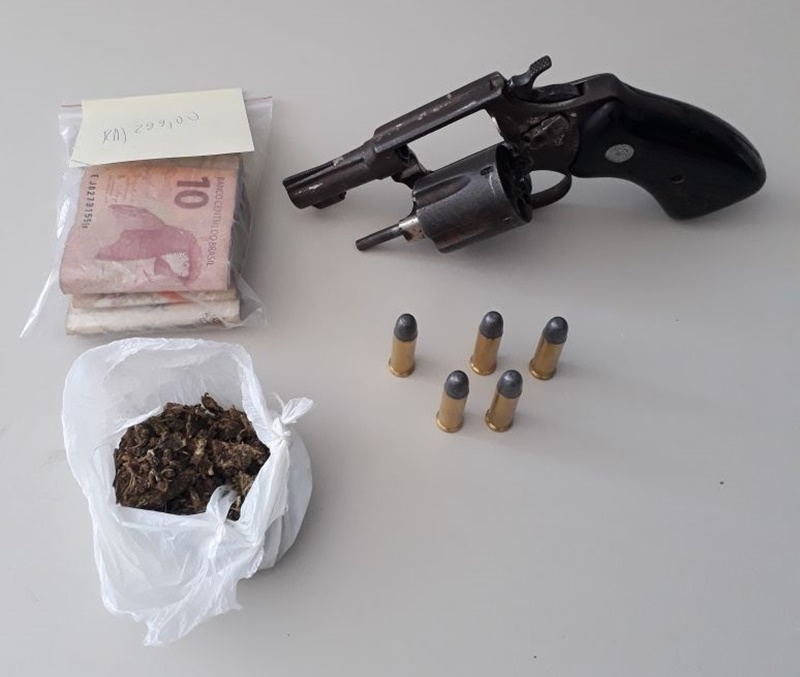 Material apreendido pela polícia