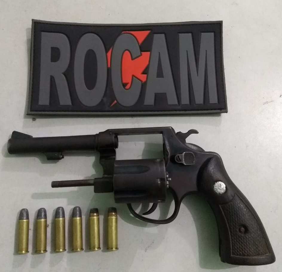 Arma apreendida com o adolescente de 15 anos