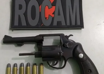 Arma apreendida com o adolescente de 15 anos