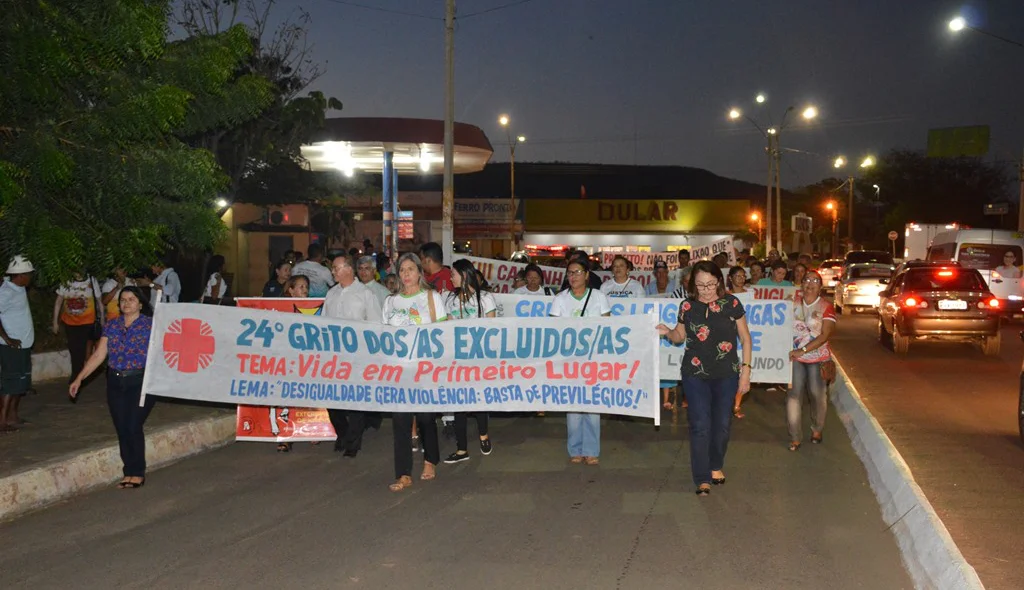 Caminhada teve início no Posto Dois Amores