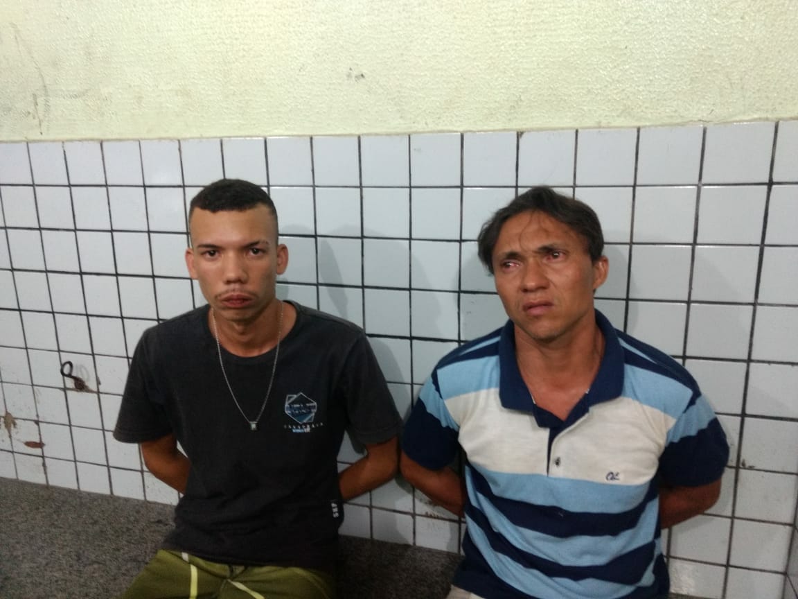 Izael Jones Azevedo Silva e Claudio da Silva Leal