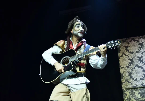 Apresentação no Festival Nacional de Teatro em Floriano