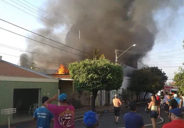 Imagem da suposto queda de helicóptero em Teresina