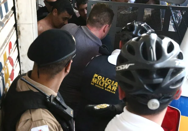 Suspeito de esfaquear Jair Bolsonaro foi preso pela Polícia Militar