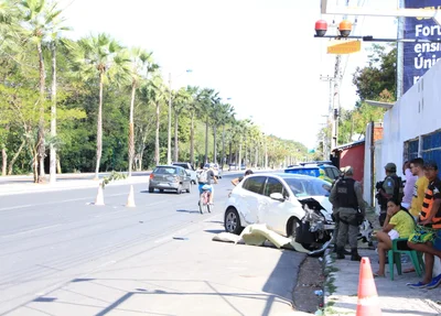 Acidente aconteceu na Avenida Marechal Castelo Branco