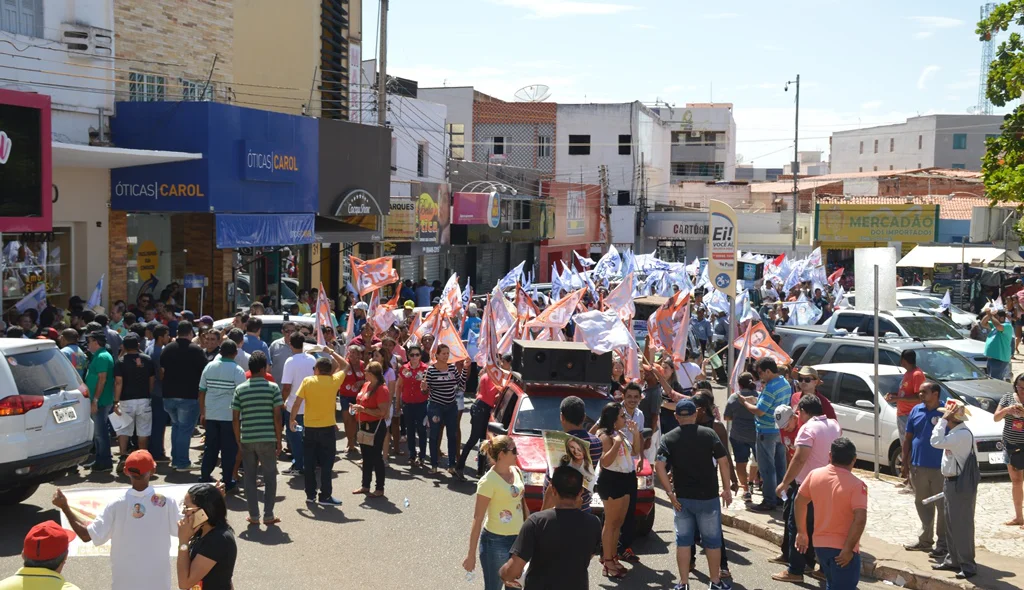 Caminhada passou pela praça Félix Pacheco