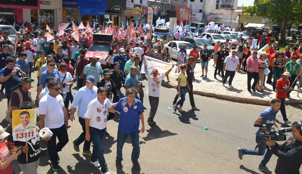 Governador segue à frente da caminhada
