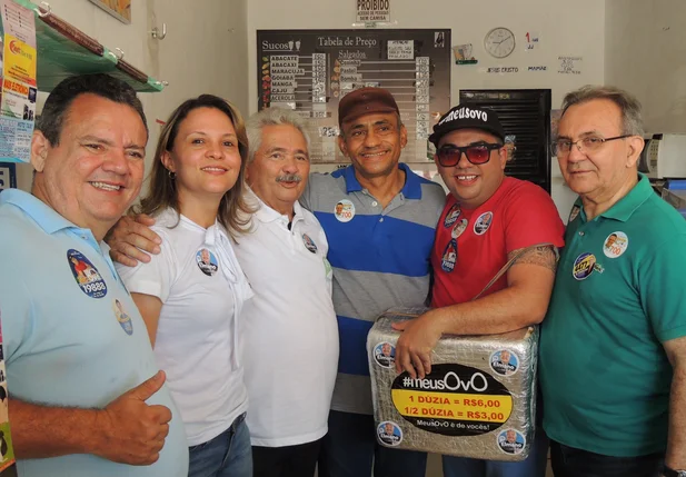 Elmano em caminhada na zona norte de Teresina