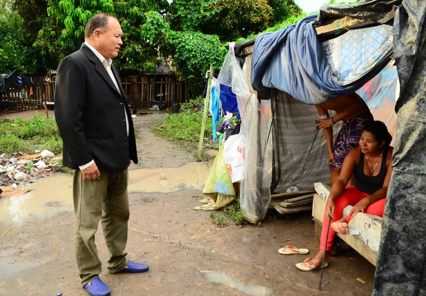 Oswaldo José Ponce Pérez, de 52 anos é um juiz venezuelano que se refugiou no Brasil