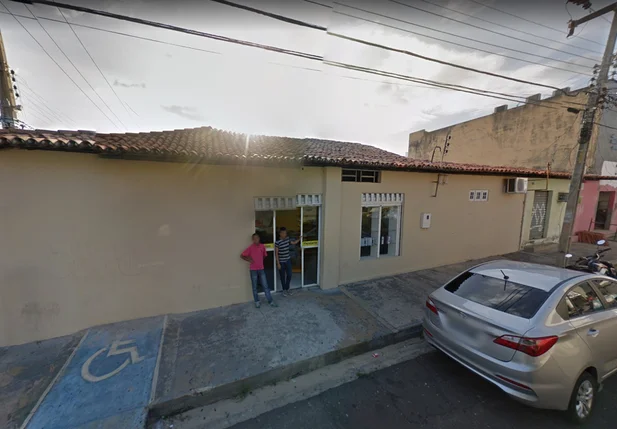 Local onde o carro colidiu