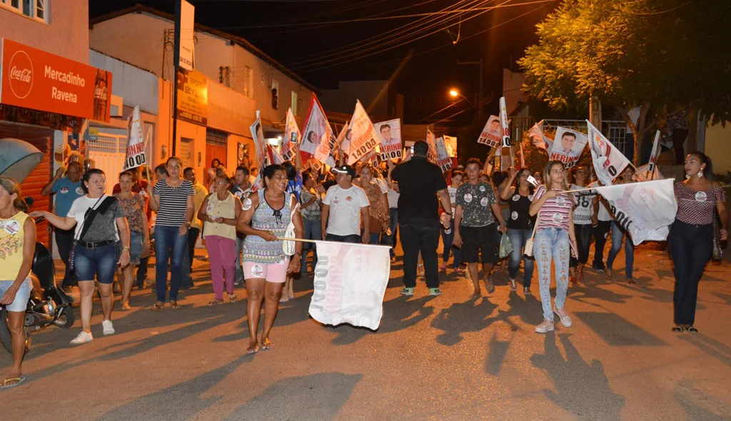 Caminhada seguiu pela avenida Antônio Viana