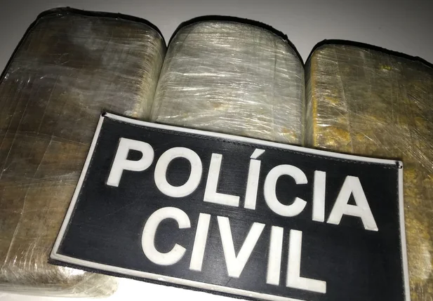 Droga análoga ao crack apreendida durante a operação