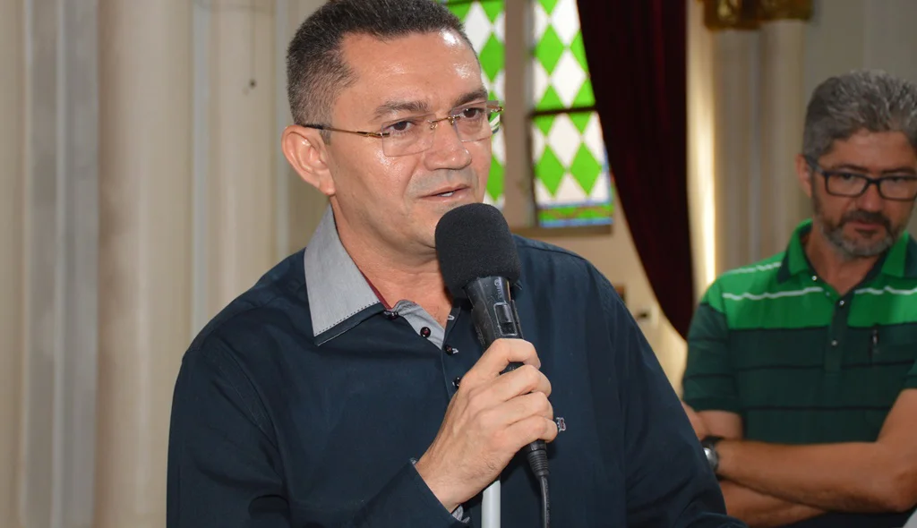 Prefeito Padre Walmir agradece a Galeno pelo muito que ele fez por Picos