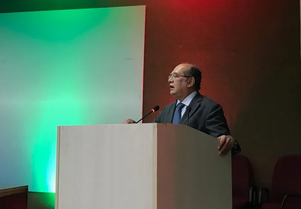 Gilmar Mendes durante Congresso em Teresina