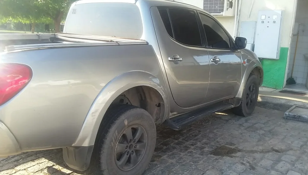 L200 Triton usada pelos bandidos