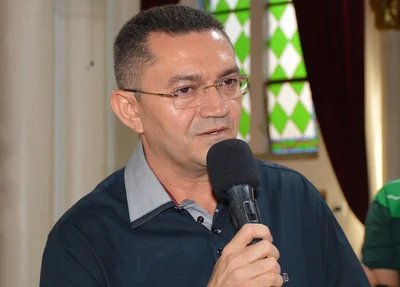 Prefeito de Picos garante que não responderá a ataques dos adversários