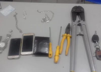 Material apreendido pela Polícia Militar