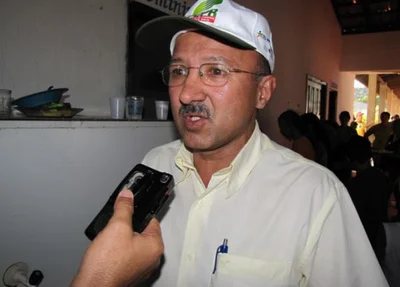 Dr. Moura 