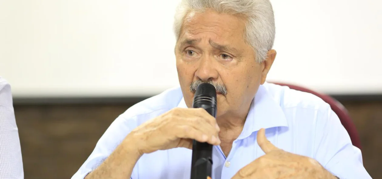 Elmano Férrer