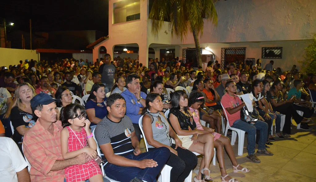 Encontro atraiu expressivo número de pessoas