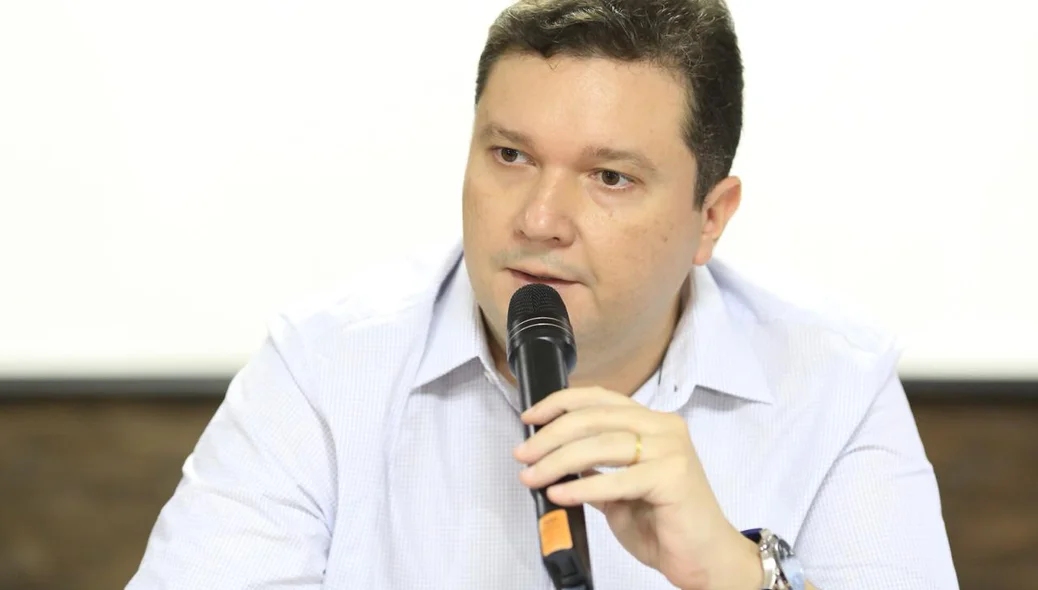 Fábio Sérvio durante discurso 
