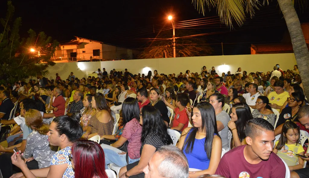 Simpatizantes de Severo Eulálio prestigiam encontro